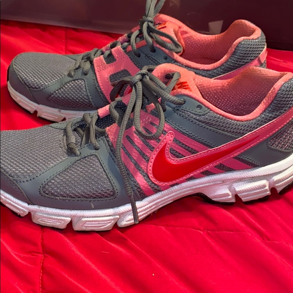 Nike pink and grey size 8